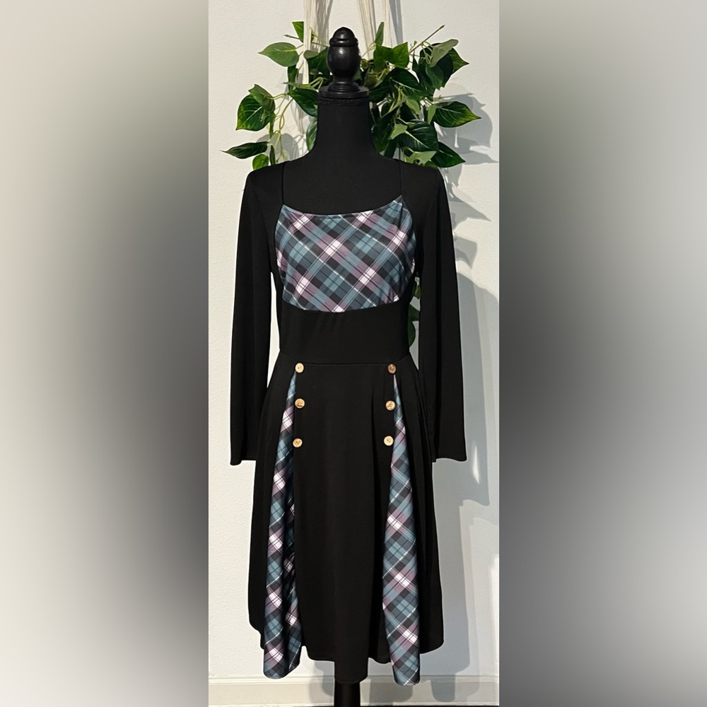 NEW WITH TAGS  Retro Stage green/black dress